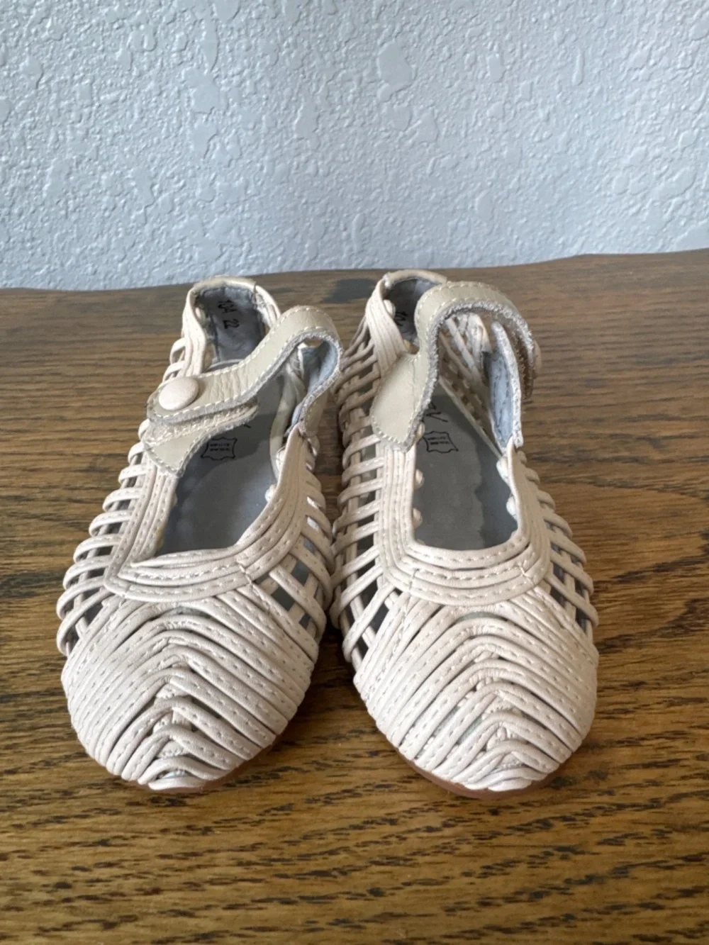 Ruby Label cream open basket-weave Mary Jane flats toddler girls EU 22 US 6- 6.5